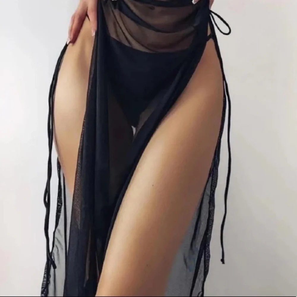 New Black beach cover up - Picture 3 of 5